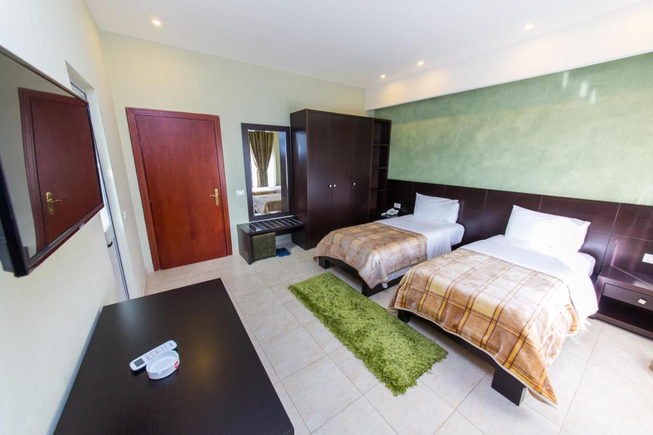 טיראנה Hotel Denver מראה חיצוני תמונה