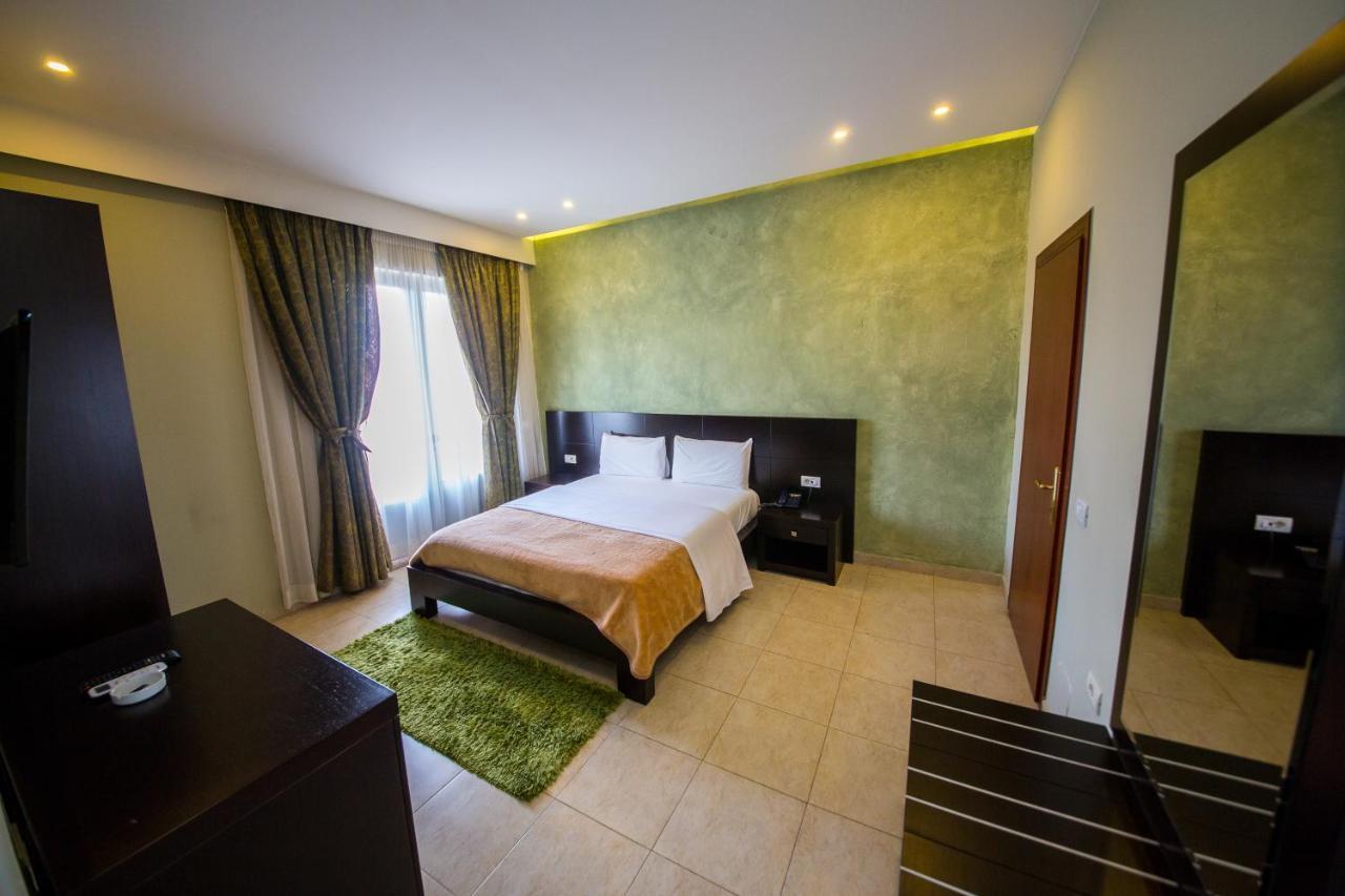 טיראנה Hotel Denver מראה חיצוני תמונה