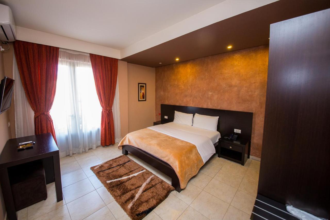 טיראנה Hotel Denver מראה חיצוני תמונה